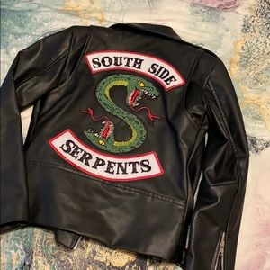 RIVERDALE SOUTHSIDE SERPENT LEATHER JACKET!! 🐍🐍
